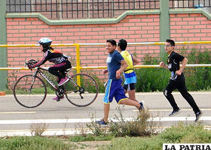 Deportistas serán capacitados para la práctica correcta del triatlón