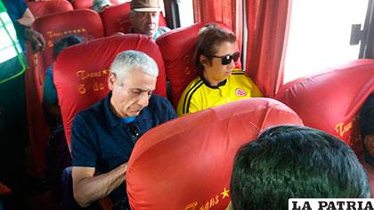 Dos de los peruanos viajaban cómodamente en el bus, hasta que fueron atrapados