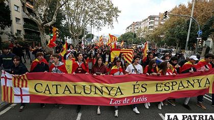 Marcha en contra del proceso independentista catalán