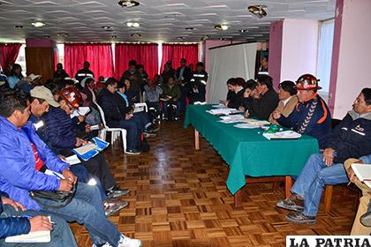 Vecinos exigen acciones concretas para remediación en Vinto