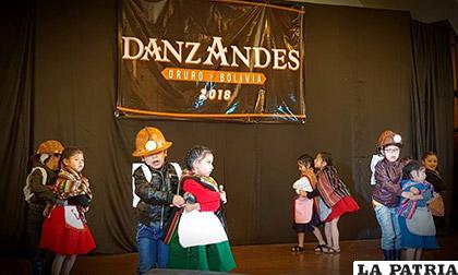 Danza Los Mineritos del Ballet Municipal de Oruro, ganadores del DanzAndes 2018 /Álvaro Callejas