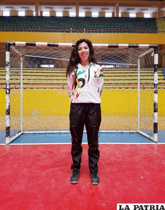 Ana Belén Avendaño, destacada deportista en el handball