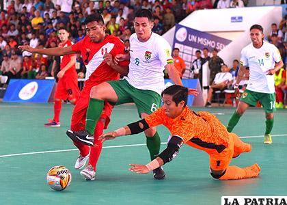 Bolivia perdió en sus dos primeras presentaciones en futsal, 2-1 ante Panamá y 1-0 frente a Perú