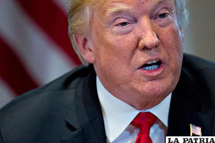El presidente estadounidense, Donald Trump, habla durante una reunión /El Universal