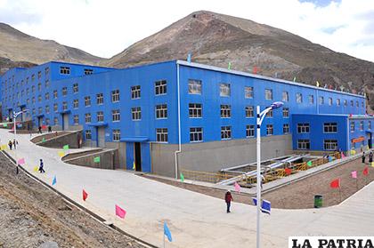 Ingenio de Lucianita tiene capacidad de procesar 3.000 toneladas de estaño metálico /Archivo