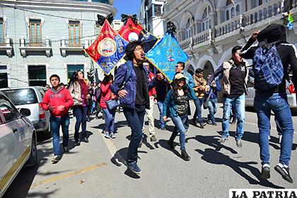 La marcha se tornó violenta