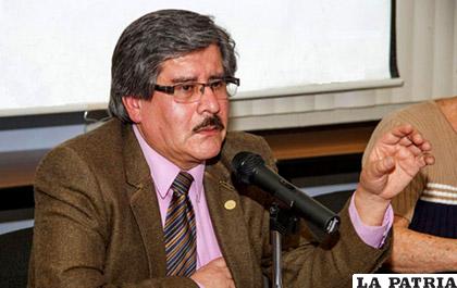 El rector de la UMSA, Waldo Albarracín /FIDES