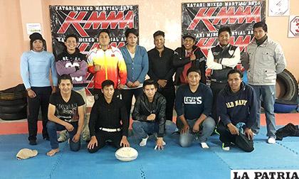 Integrantes de Panteras Rugby Club, se alistan para el torneo nacional