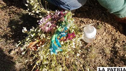 La sepultura estaba con flores y un biberón / Radio Pío XII