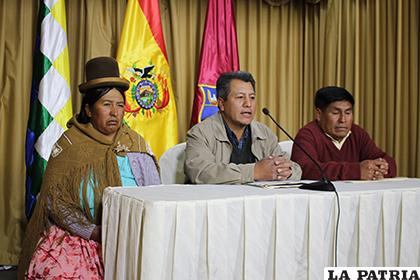 Autoridades del municipio de Choquecota 
/LA PATRIA/Tania Santiváñez