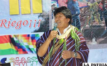 El Presidente Evo Morales durante la entrega de un sistema de riego en Chuquisaca /Ministerio de Comunicación