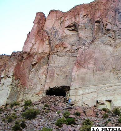 Cueva hallada data de hace 13.000 años/ EFE