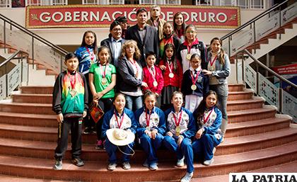 Deportistas que se destacaron en competencias nacionales ayer fueron galardonados /Alejandro Valdez/LA PATRIA
