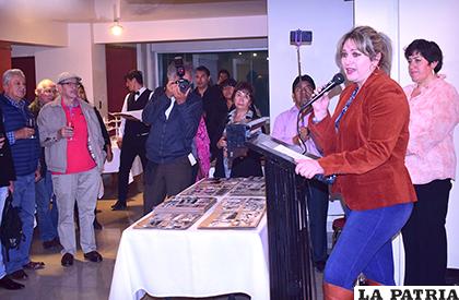 Luz Marina Canelas, directora de Los Tiempos en la inauguración