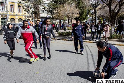 Trabajadores municipales participaron en la actividad /Alejandro Valdez - LA PATRIA