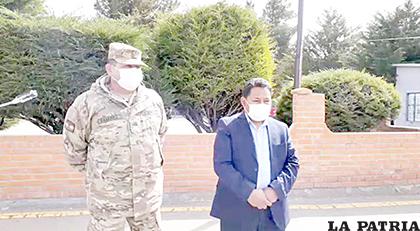 Zenón Pizarro entregó el primer lote, con la promesa de una segunda tongada 
/CAPTURA DE VIDEO /GAD-ORU