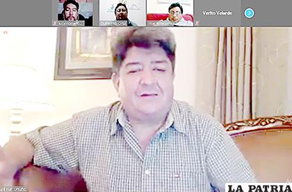 La conferencia de prensa se desarrolló con la presencia de periodistas orureños  
/Captura de pantalla /Zoom