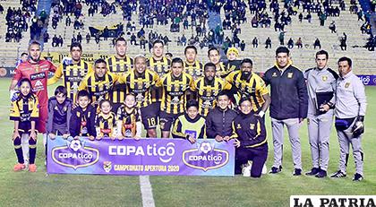 El plantel de The Strongest /APG