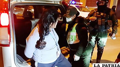La mujer portaba una credencial de identificación /LA PATRIA
