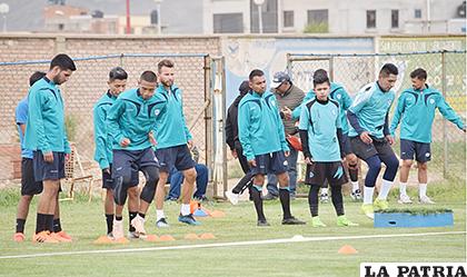 13 jugadores tienen contrato, pero no están habilitados /LA PATRIA /Archivo
