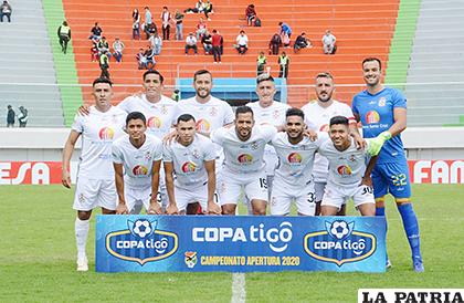 Real Santa Cruz otro de los equipos que aún no llegó a un buen acuerdo /APG