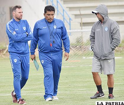 Omar Asad considera que sigue siendo el técnico de San José
/LA PATRIA /Archivo