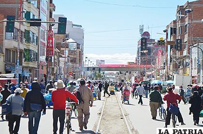 Sin medidas de restricción a fin de mes se llegarían a diez mil casos en Oruro /CARLA HERRERA /LA PATRIA
