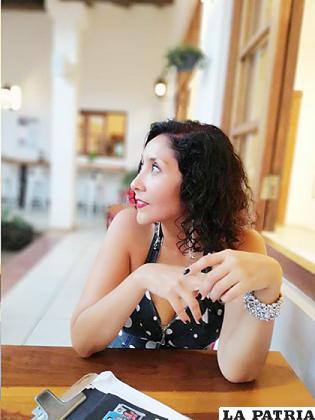 Sandra Concepción Velasco vive en Santa Cruz desde sus tres años
 /MARCIA BATISTA
