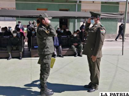 Entrega de reconocimiento al personal policial destacado /LA PATRIA