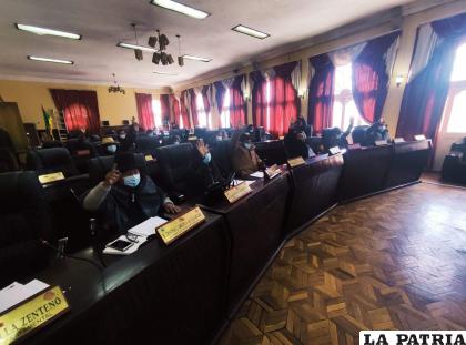 La ALDO tiene 33 curules para asambleístas por población, por territorio, y uno para Urus /ALDO