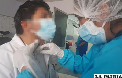 Medico agredido es atendido por servicios de emergencia /FOTO HC