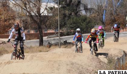 El bicicross retoma sus actividades deportivas /LA PATRIA