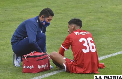 Kevin Rosas se lesionó a los nueve minutos de juego y el partido se terminó /APG