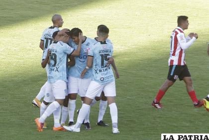 Aurora llega motivado a este cotejo tras vencer 3-0 a Independiente /APG