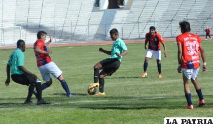 Deportivo Kala y San Isidro dividieron honores /LA PATRIA