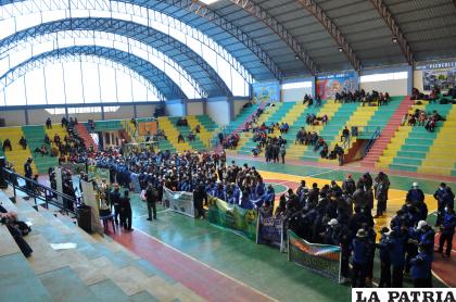 Los trabajadores del subsuelo volverán a las canchas desde esta jornada /LA PATRIA