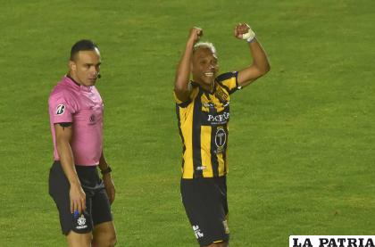 Doblete de Jair Reinoso para el triunfo de los “atigrados” /APG