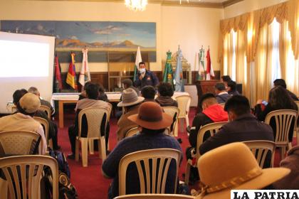 Productores de quinua participaron del taller /LA PATRIA