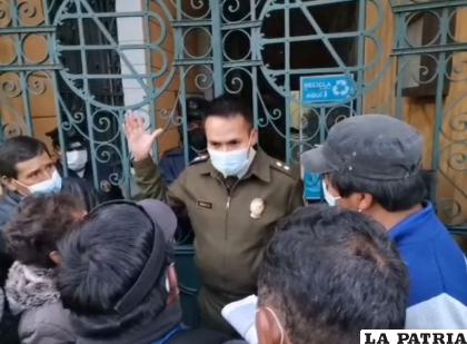 Vecinos piden consensuar el tema de la designación del subalcalde /RR.SS.