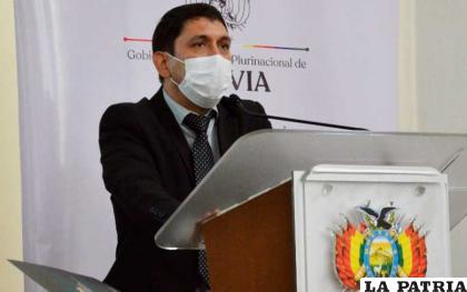 El exviceministro Guido Melgar en un pasado acto /ERBOL