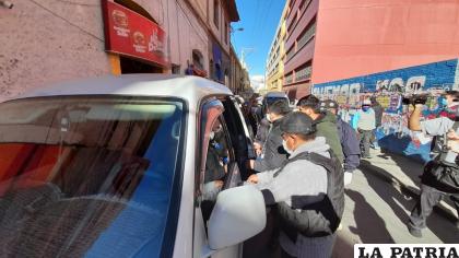 El viernes 7 de mayo fueron aprehendidos y llevados a celdas policiales /La Patria