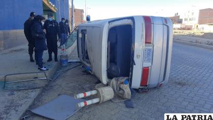 El conductor de la vagoneta fugó tras el accidente /LA PATRIA