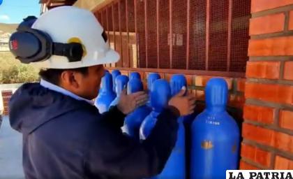 Crece la demanda de oxígeno y genera preocupación /LA PATRIA
