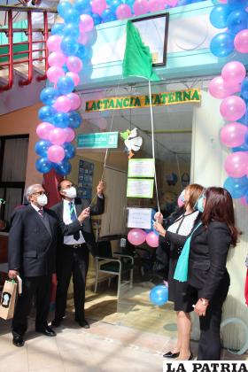 Descubrimiento de la plaqueta otorgada por Unicef /LA PATRIA
