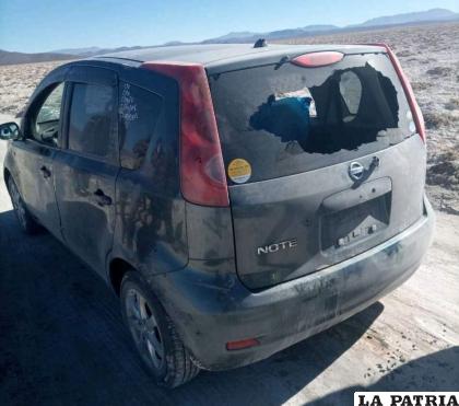 Los pobladores no permitieron trasladar el automóvil siniestrado a Oruro /LA PATRIA