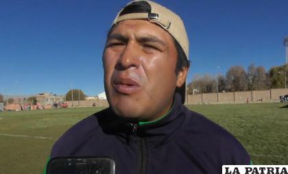 Elmer Ajata y oportunidad para dirigir en la Primera “A” del fútbol local /RRSS
