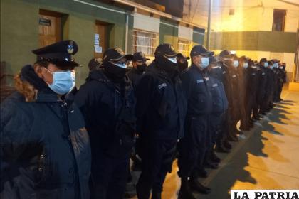 Guardias de Defensa al Consumidor antes de los operativos de control /GAMO