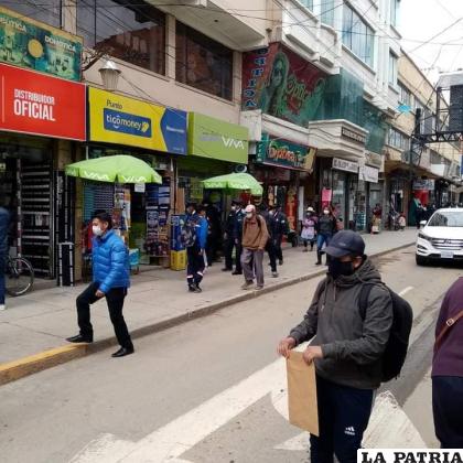 La gente debe tomar conciencia sobre la importancia del uso del tapabocas /LA PATRIA