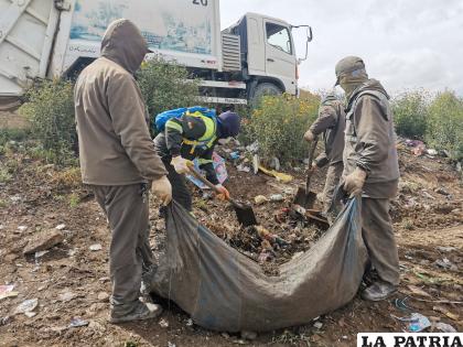 Trabajadores de EMAO comprometidos con la limpieza de la ciudad