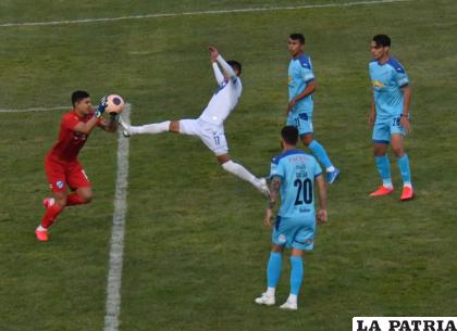 El “santo” busca subsanar las demandas para reforzar el plantel /LA PATRIA